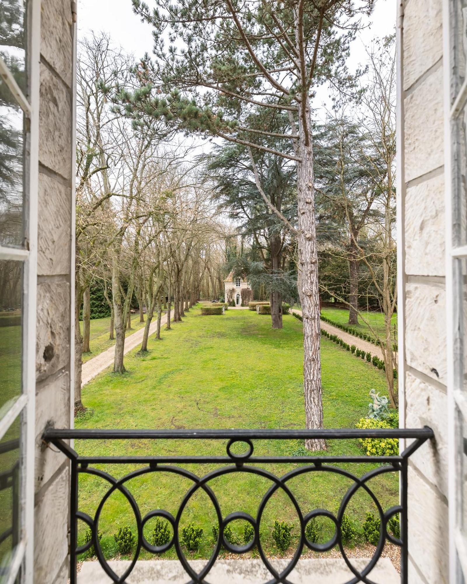 Domaine Du Chesney Villa Pressagny l'Orgueilleux Exterior photo